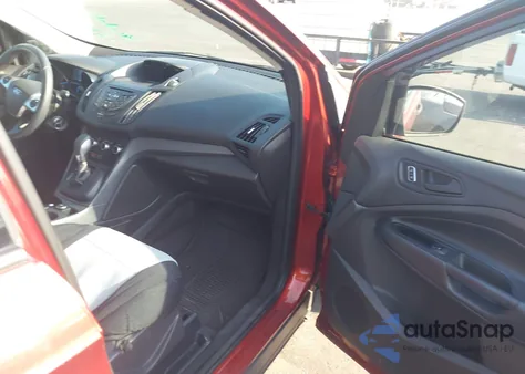 2015 Ford Escape S from USA, damaged, VIN 1FMCU0F78FUA88928